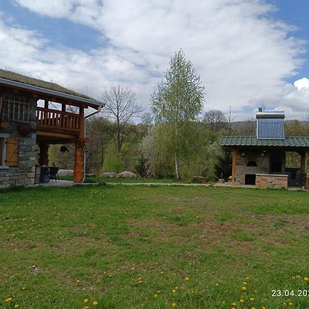 Casa de Piatra, de la Mara Villa Deseşti Exterior foto