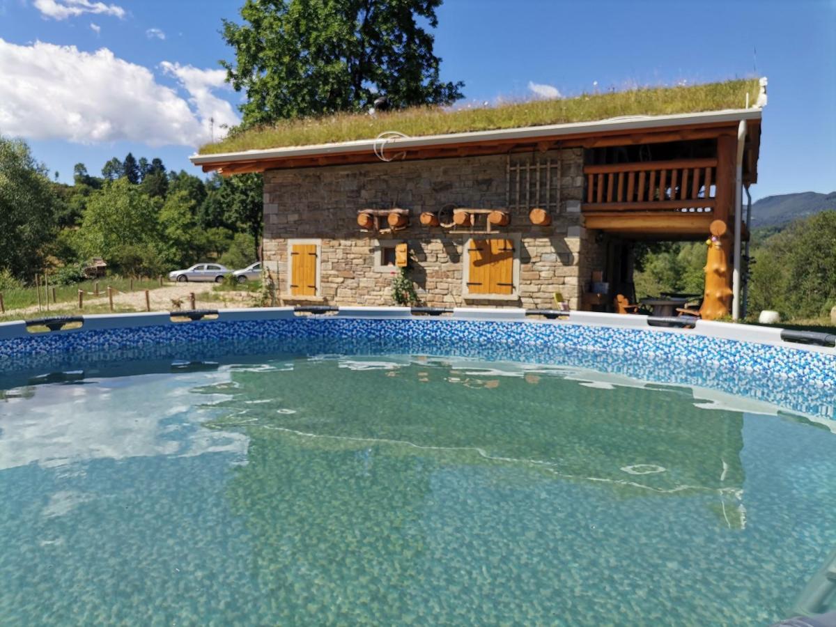 Casa de Piatra, de la Mara Villa Deseşti Exterior foto