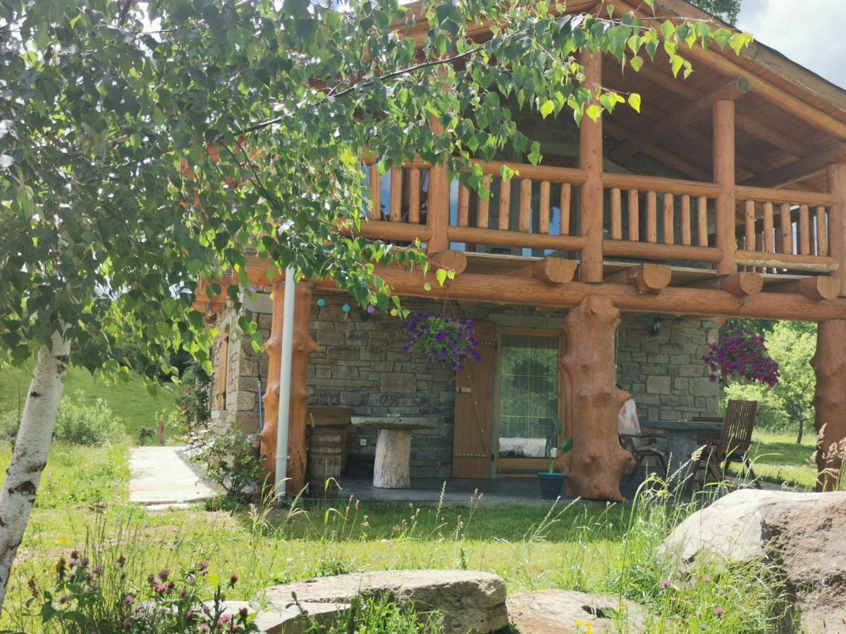 Casa de Piatra, de la Mara Villa Deseşti Exterior foto